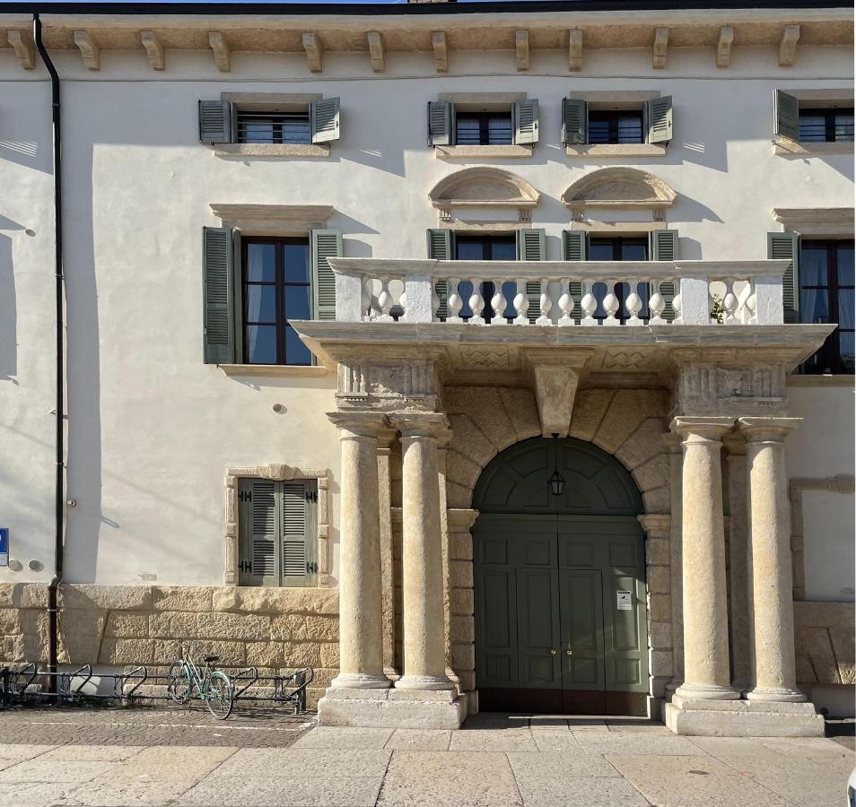 Antiche Colonne Lägenhet Verona Exteriör bild